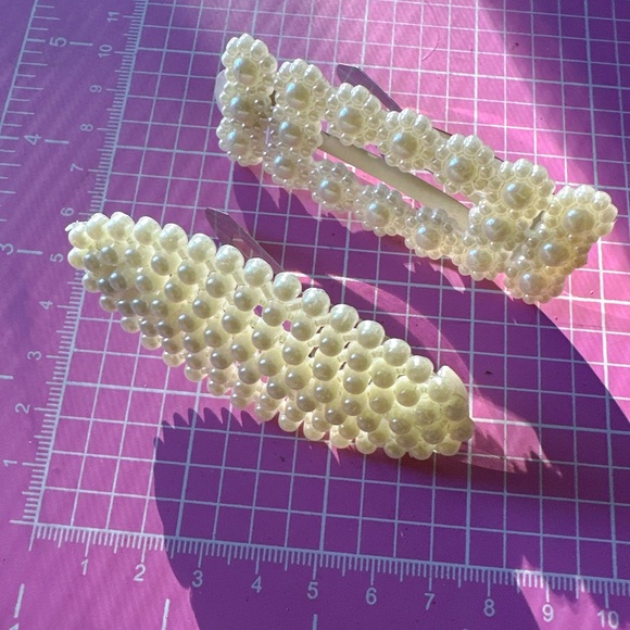 Guess 4 pc hair clips white beads paved tie bow butterfly oval square flowers - Picture 8 of 9